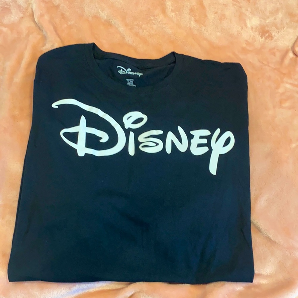 Black Disney XL tshirt